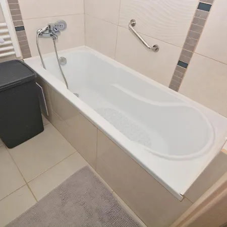 Kinder Apartman Makó